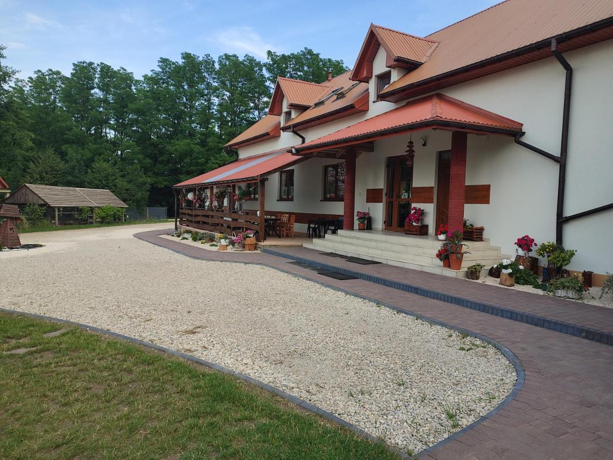 Agrowczasy Nad Stawem Villa Gartatowice Eksteriør billede