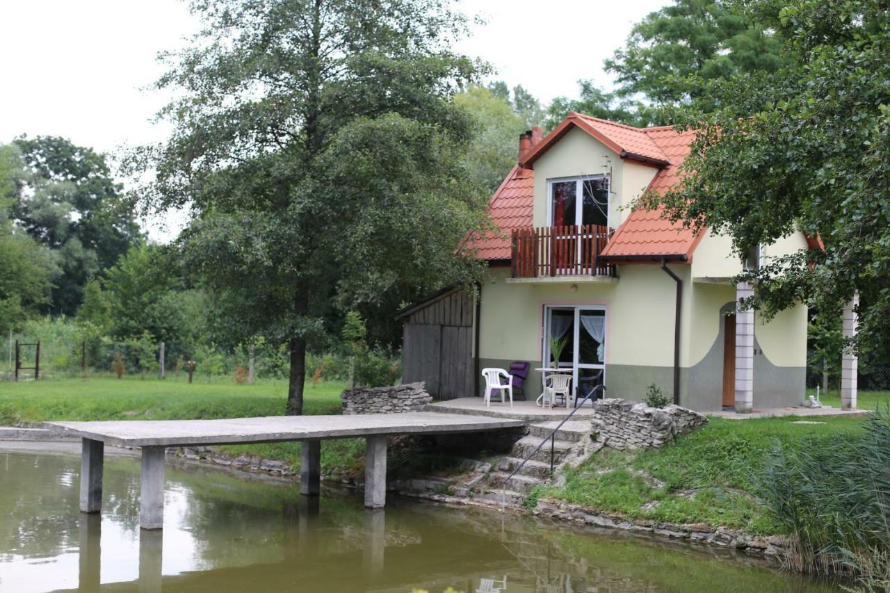 Agrowczasy Nad Stawem Villa Gartatowice Eksteriør billede